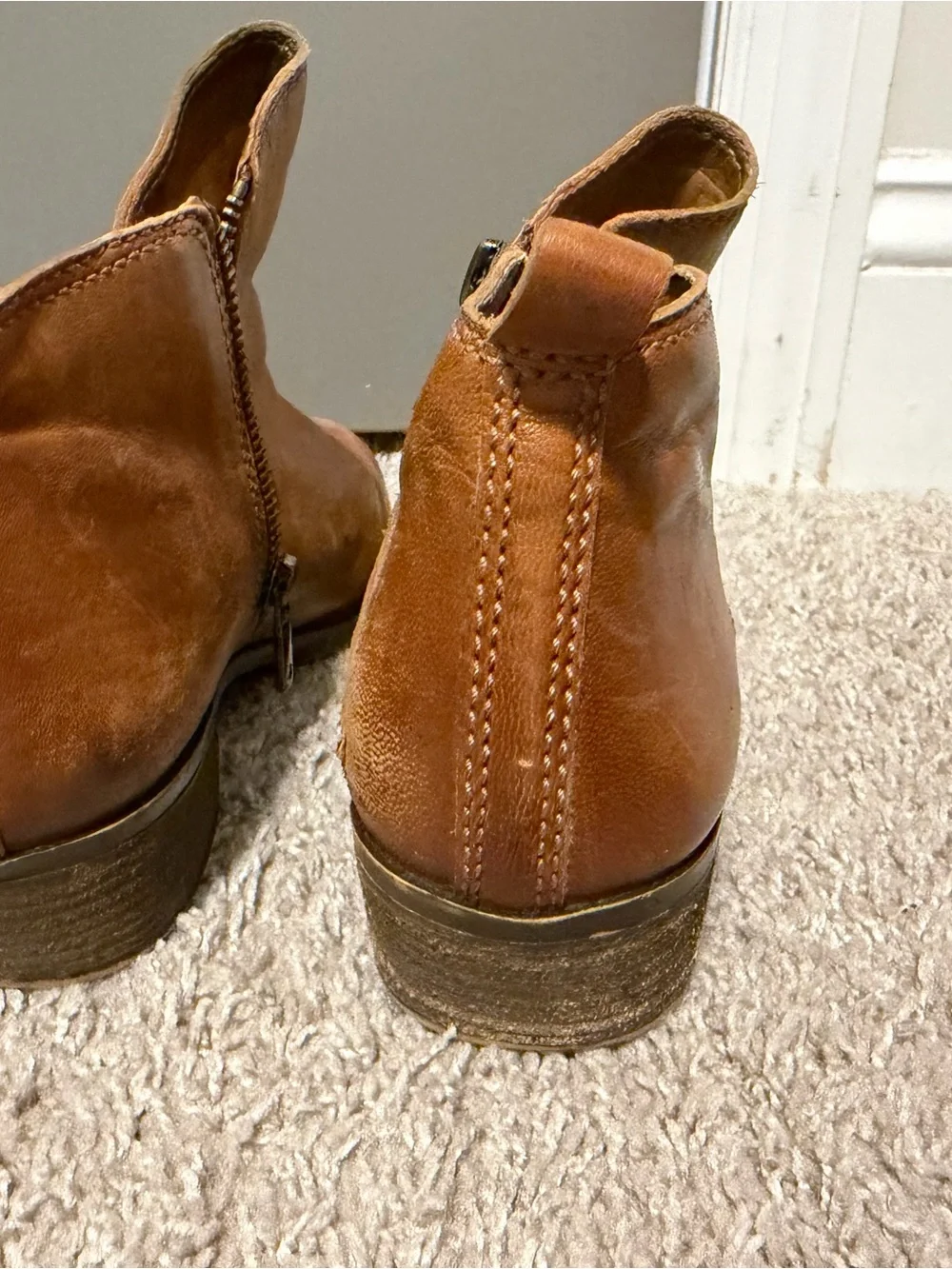 Women’s Lucky Brand Tan Leather Ankle Boots with Side Zip